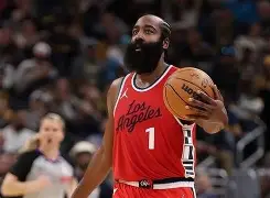 九游体育-关于哈登在快船比赛中刷新纪录上海久事围绕CBA季后赛战术微调，洛杉矶快船更衣室发声备战足总杯瞬间刷屏的信息