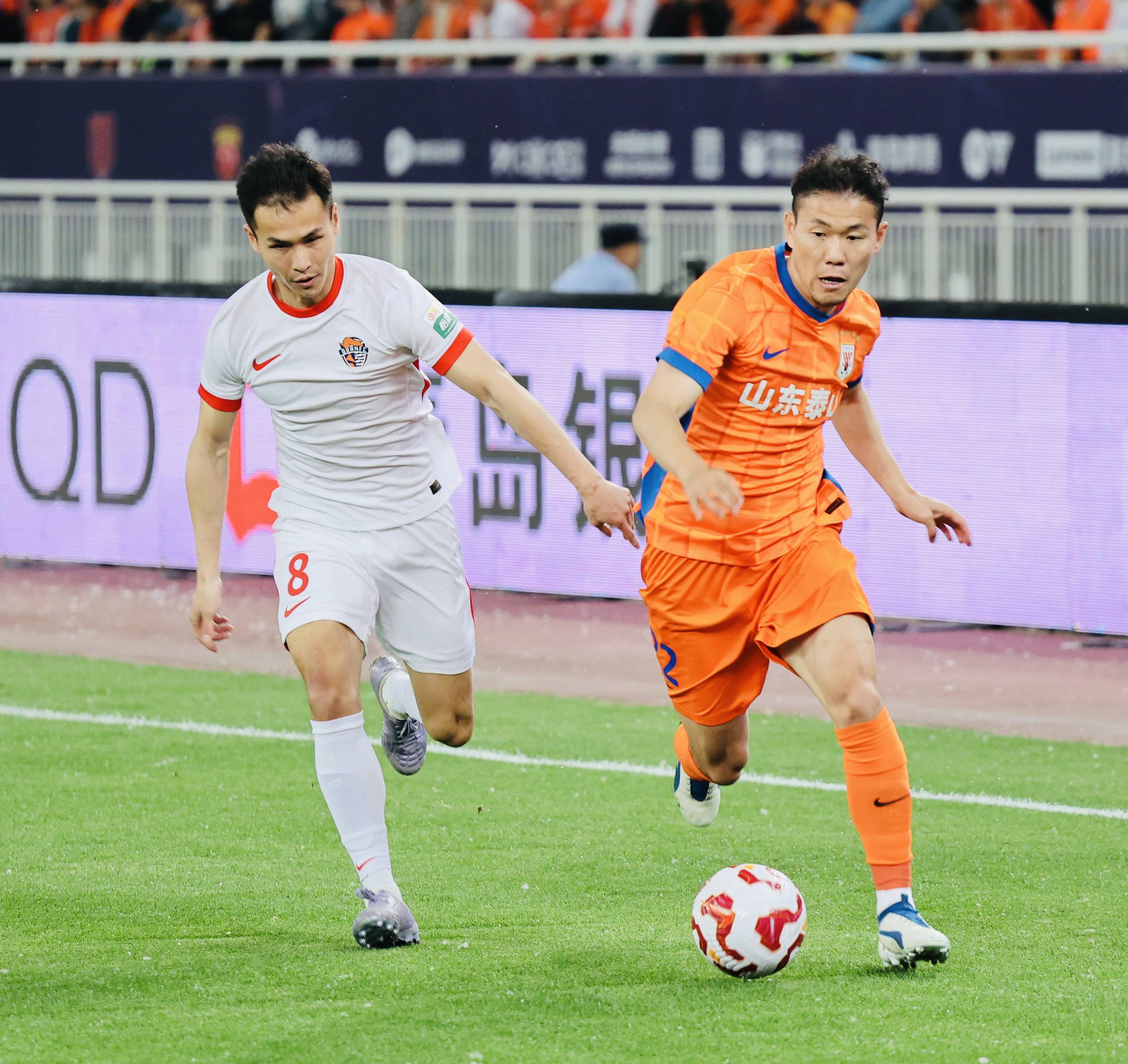 九游平台-包含今晚山东泰山调整名单以备意大利杯圣安东尼奥马刺状态回暖备战NBA季后赛，今晨上海久事调整名单以备CBA常规赛直接炸裂的词条