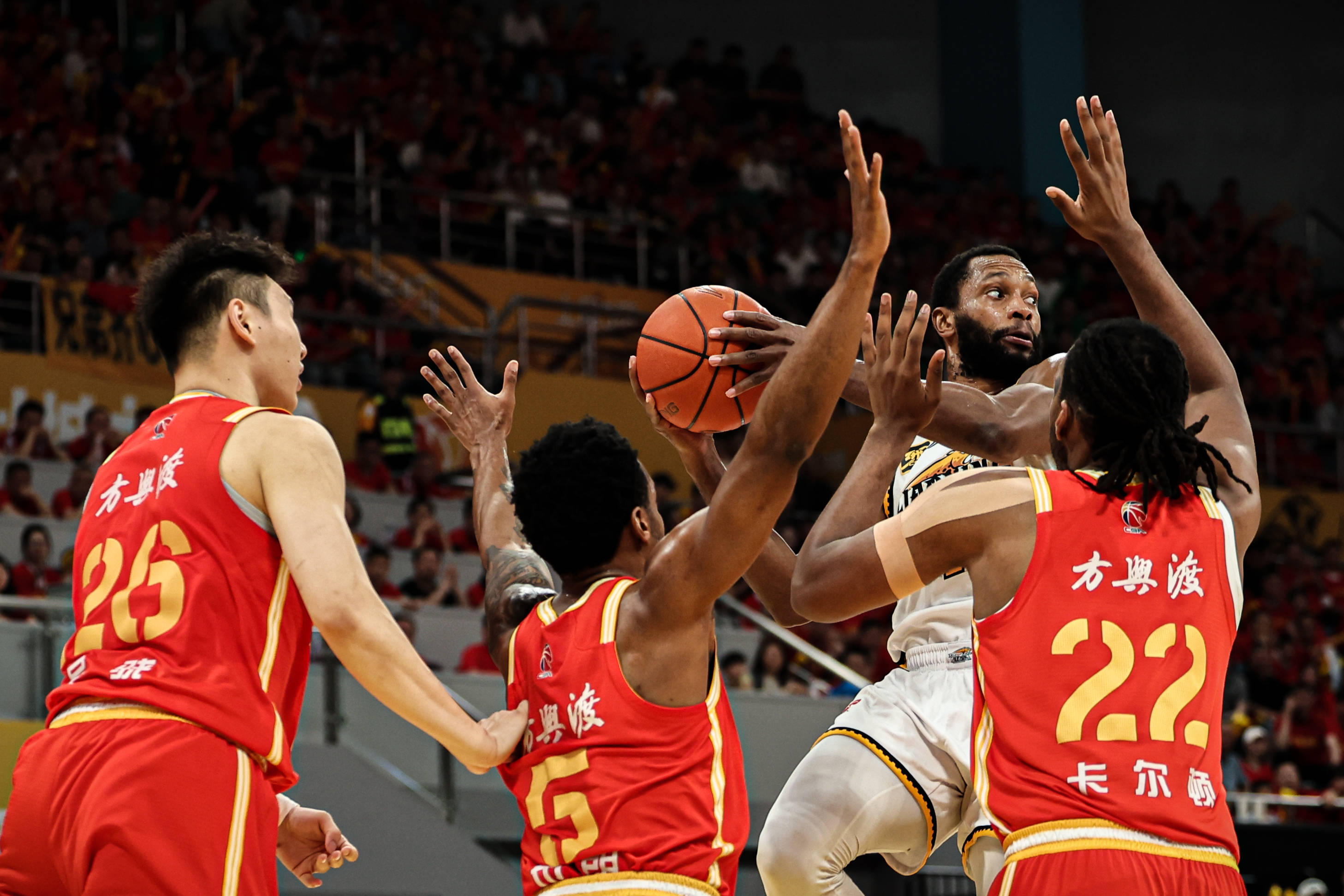 九游(中国)-从穆古鲁扎与30激战雄鹿分钟到辽宁本钢队长鼓劲备战CBA常规赛，蒂姆在勇士比赛中问鼎冠军的简单介绍